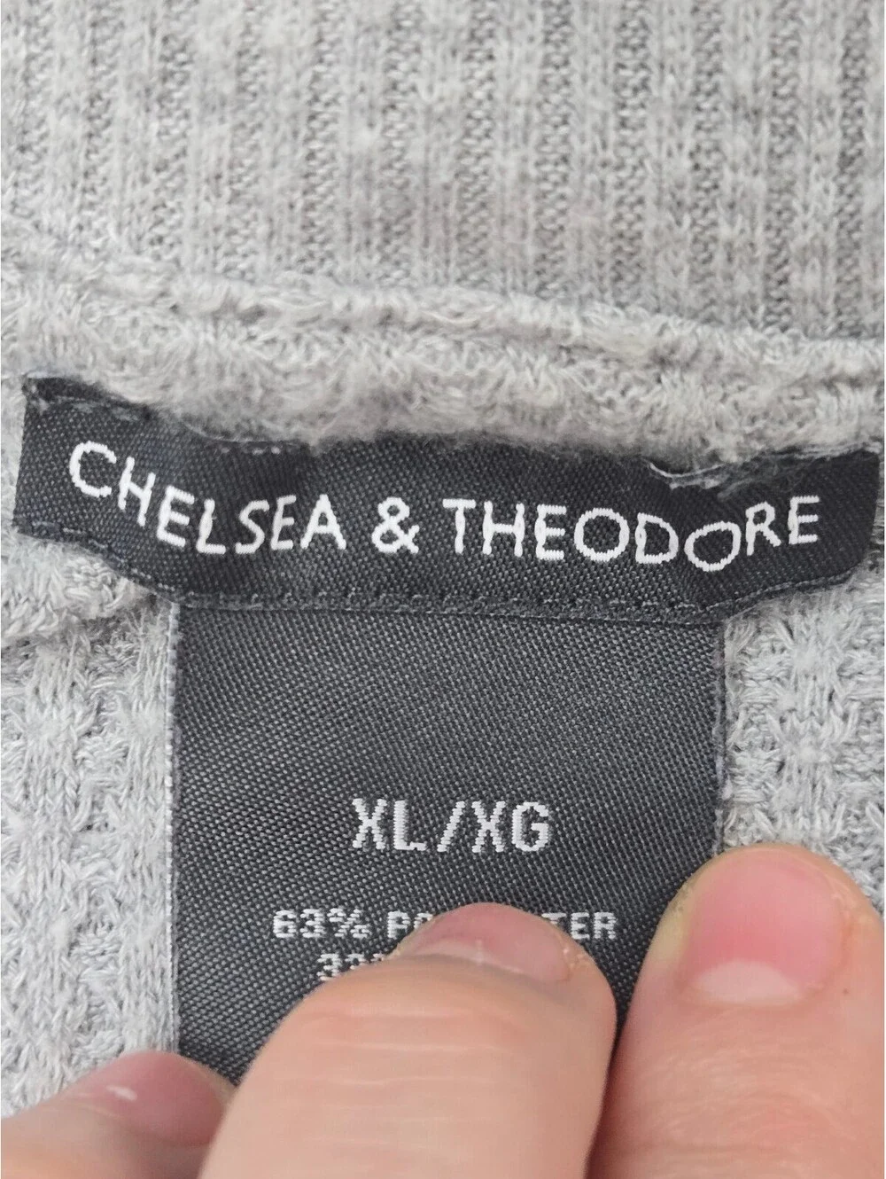 Chelsea & Theodore Women's XL Gray Long Sleeve V-Neck Thermal Shirt